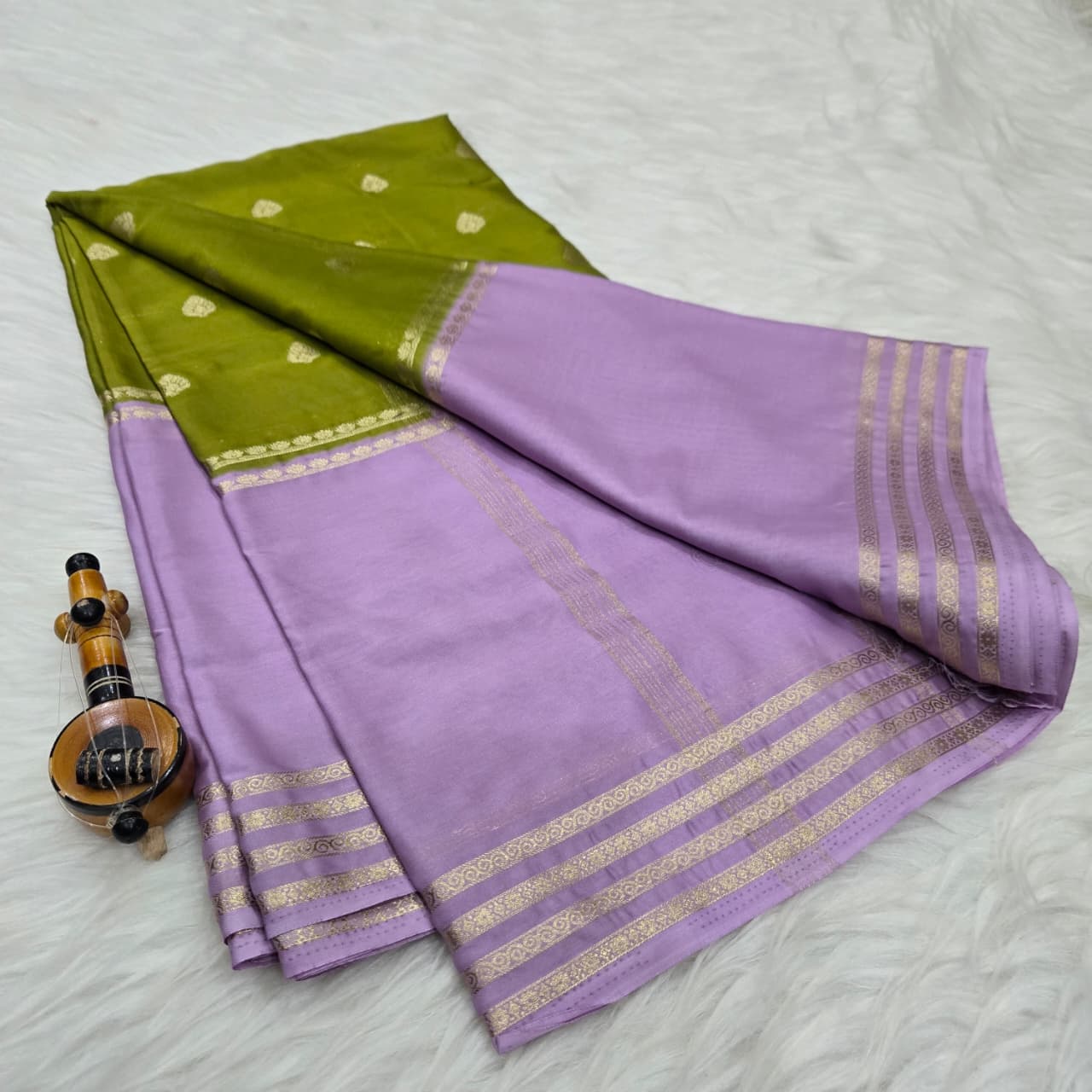 Contrast Blouse Semi Mysore Crepe Silk Cotton Saree